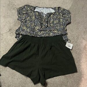 Ava & Viv Dark Green High Waist Shorts and a floral T-shirt 2pc set